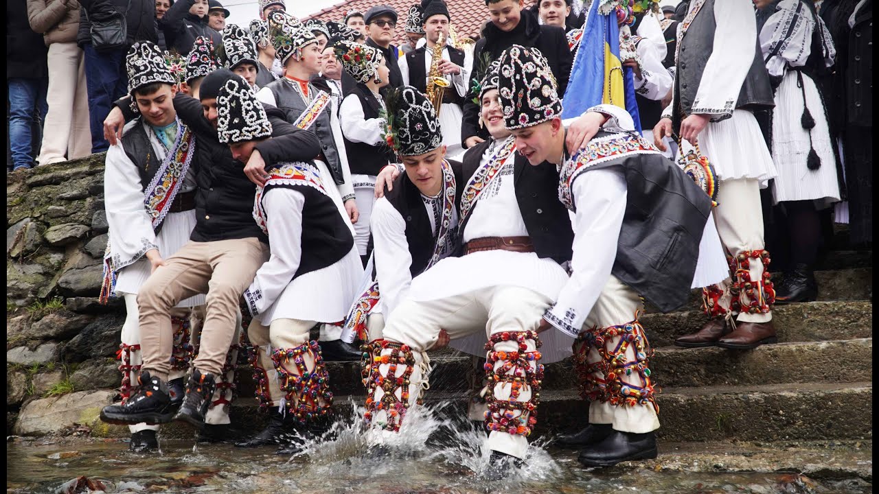 Tradiție unică. ”Udatul Ionilor”, de la Marea Unire și până azi