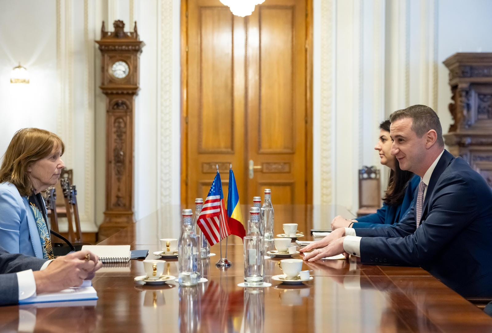 Ambasadorul SUA a descins la Camera Deputaților