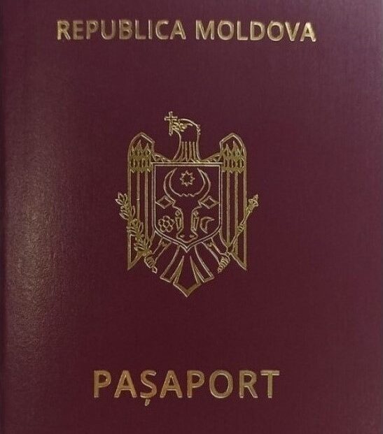 Rușii se dau peste cap să devină moldoveni