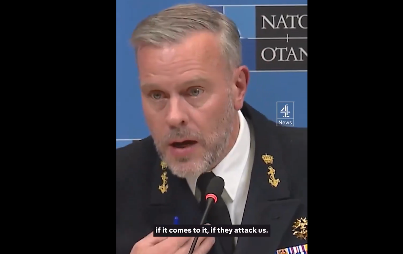 Oficial NATO: Ne pregătim pentru un război cu Rusia