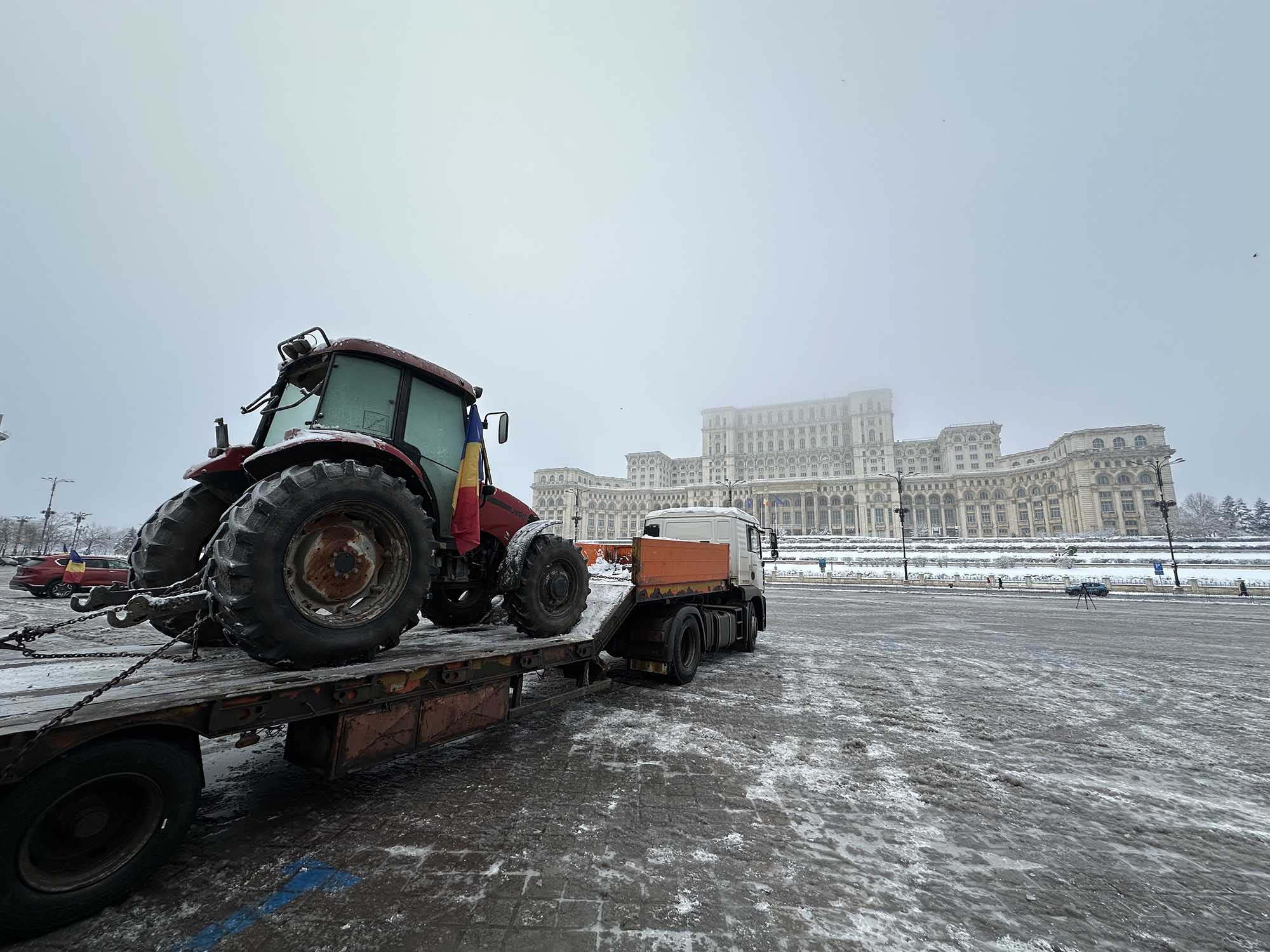 „Marele protest” din Capitală s-a făcut mic