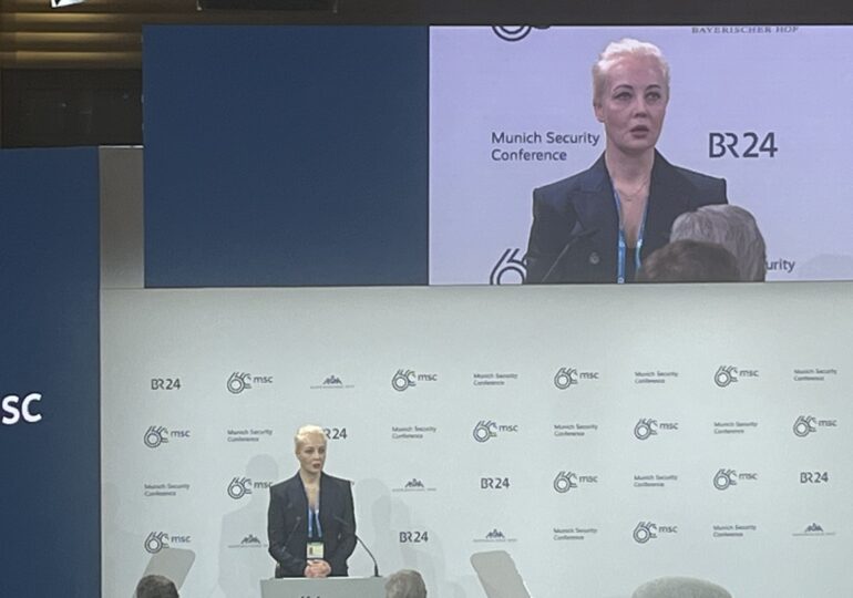 Conferința la Munchen. Soția lui Navalnîi îl amenință pe Putin