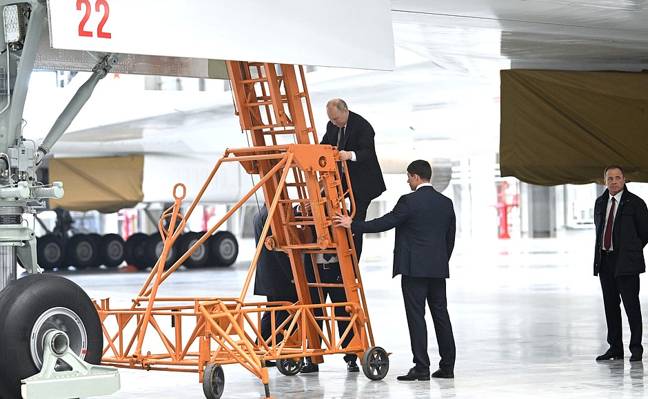 Putin, filmat la manșa unui supersonic (video)