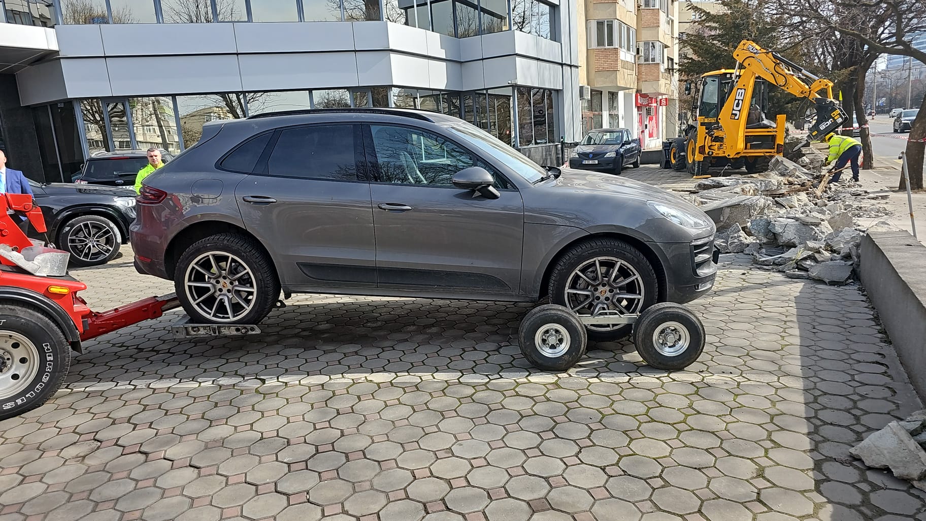 Clotilde Armand vs Mitică Dragomir: 1-0