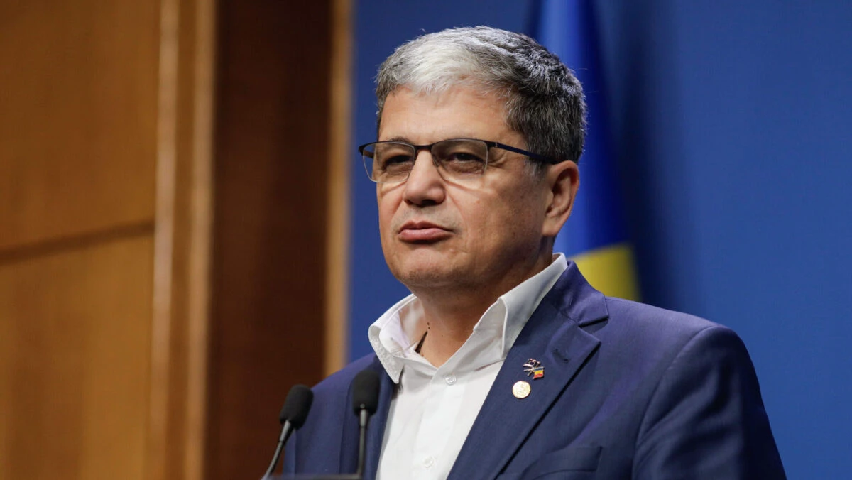 Statul strânge șurubul ca să-i preseze pe datornici