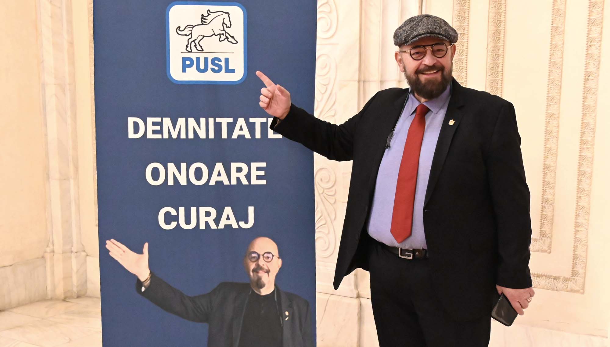 Comedie cu Piedone și partidul lui Voiculescu