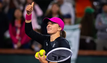 Iga Swiatek şi Alcaraz au câştigat turneul de la Indian Wells