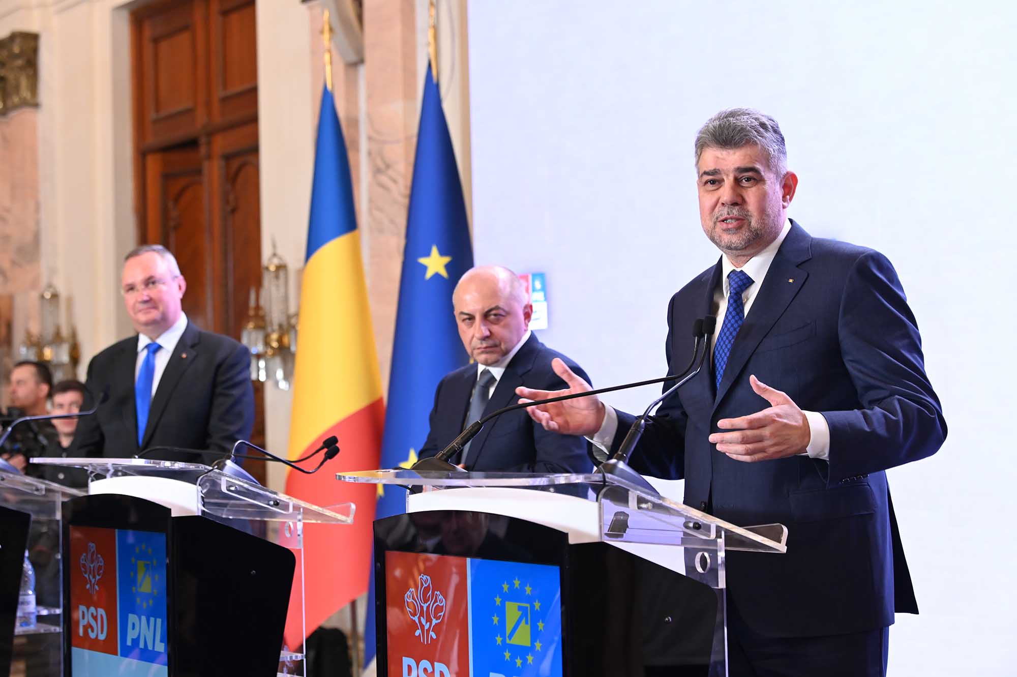 Cîrstoiu se bagă, Ramona zice pas