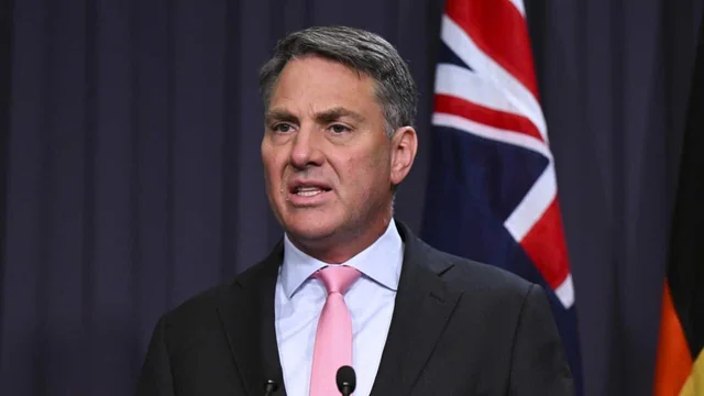 Planuri ambiţioase. Proiectul se va realiza, insistă Australia