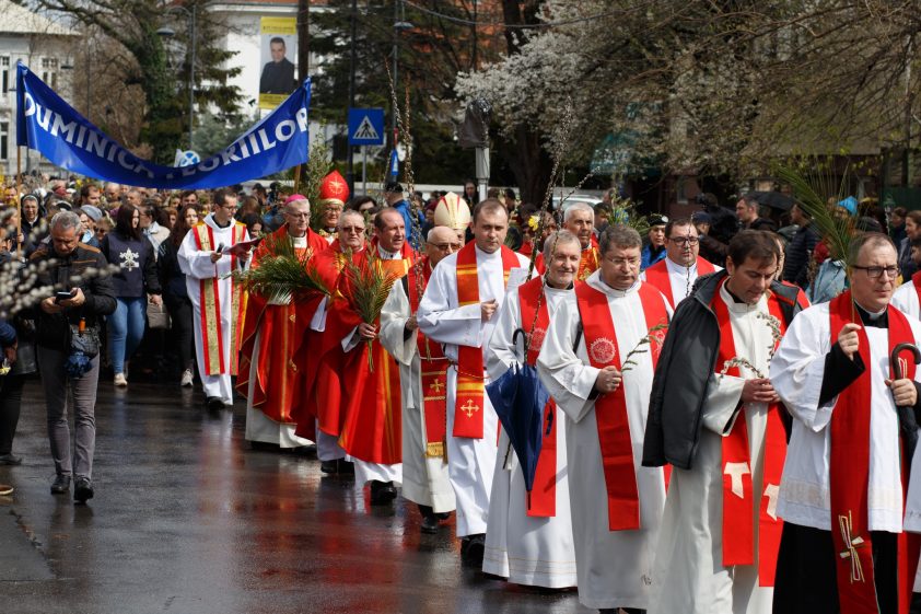 Procesiune pe străzile Capitalei