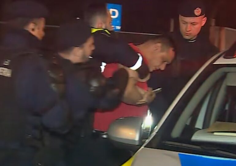 Cum a ajuns un fost internațional român în duba poliției!