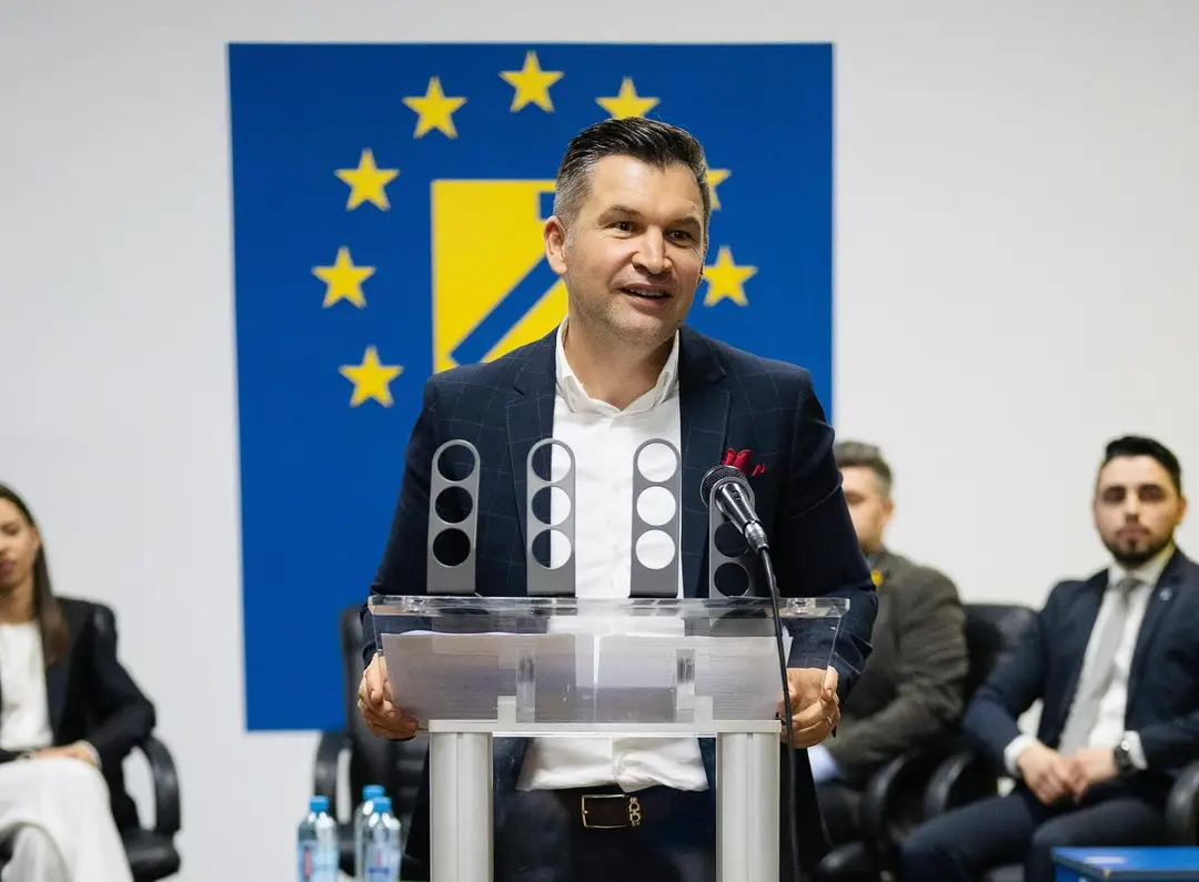 Un scandal „în interesul partidului”