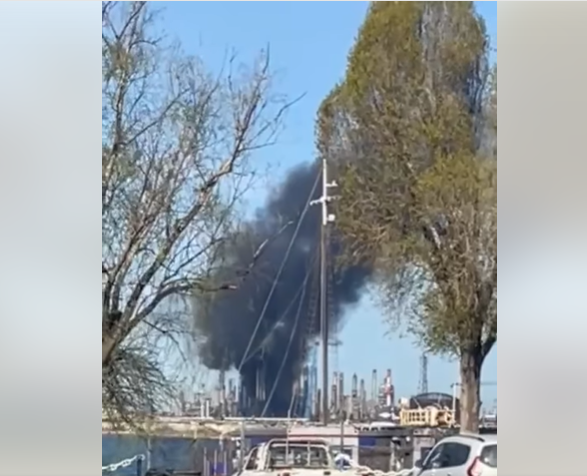 (VIDEO) Cum s-a produs explozia de la Rafinăria Petromidia. Explicaţia companiei