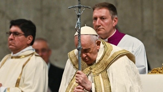 Urbi et Orbi: Papa a condamnat conflictele care zguduie lumea