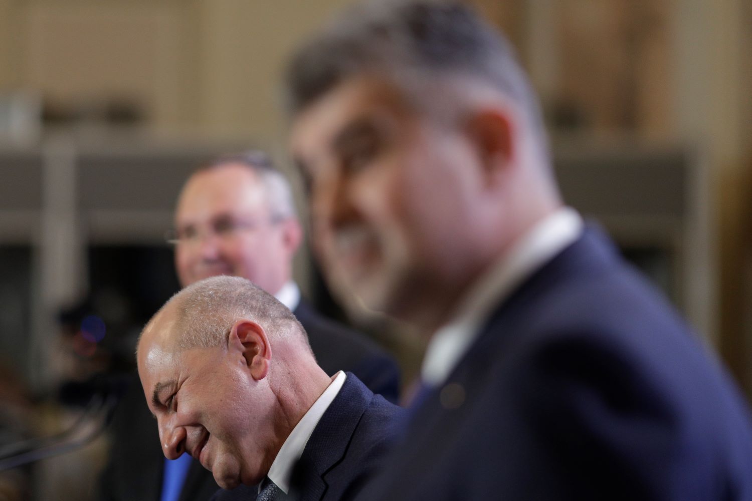 Și mai și – noul superlativ al nesimțirii în politică