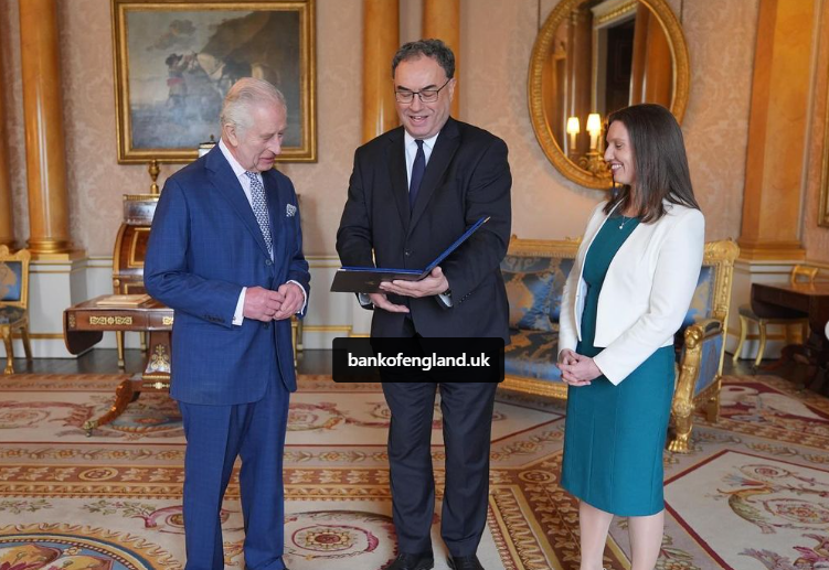 Noi bani cu chipul Regelui Charles