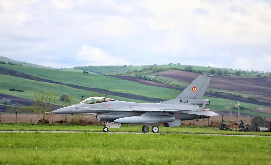 Trei aeronave F-16  din Norvegia au intrat în dotarea MApN