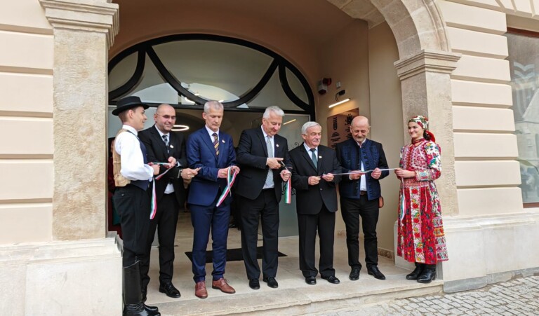 Clădirea fostului Hotel Melody, reabilitată. Vicepremierul Ungariei. ”Noi suntem acasă, aici, la Cluj”