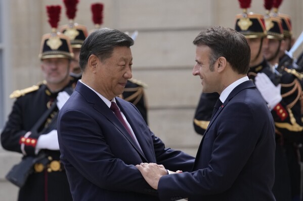 Xi Jinping şi Macron cer un „armistiţiu olimpic” (update)