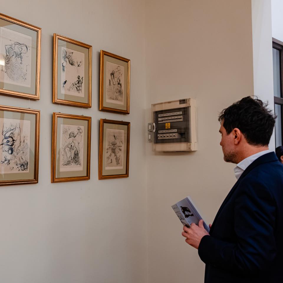 Decizie legată de expoziția „Universul lui Salvador Dalí“