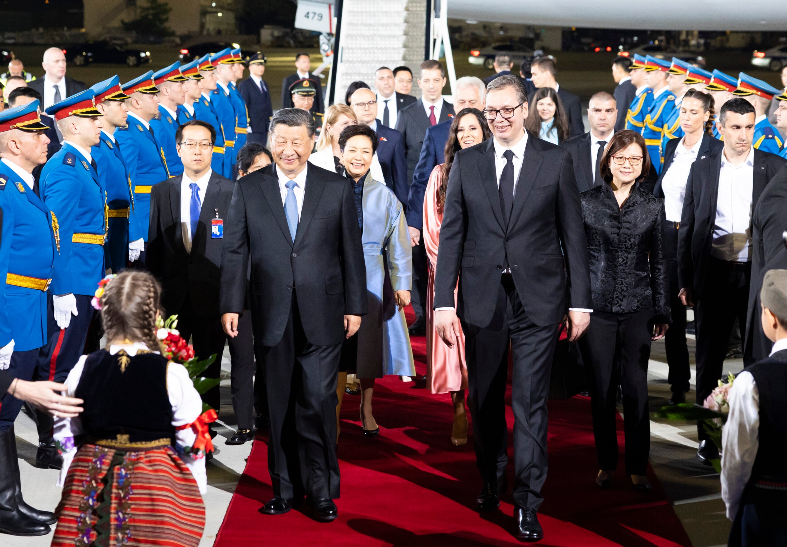 (VIDEO) Xi Jinping, ca un star în Serbia. Ce i-au auzit urechile