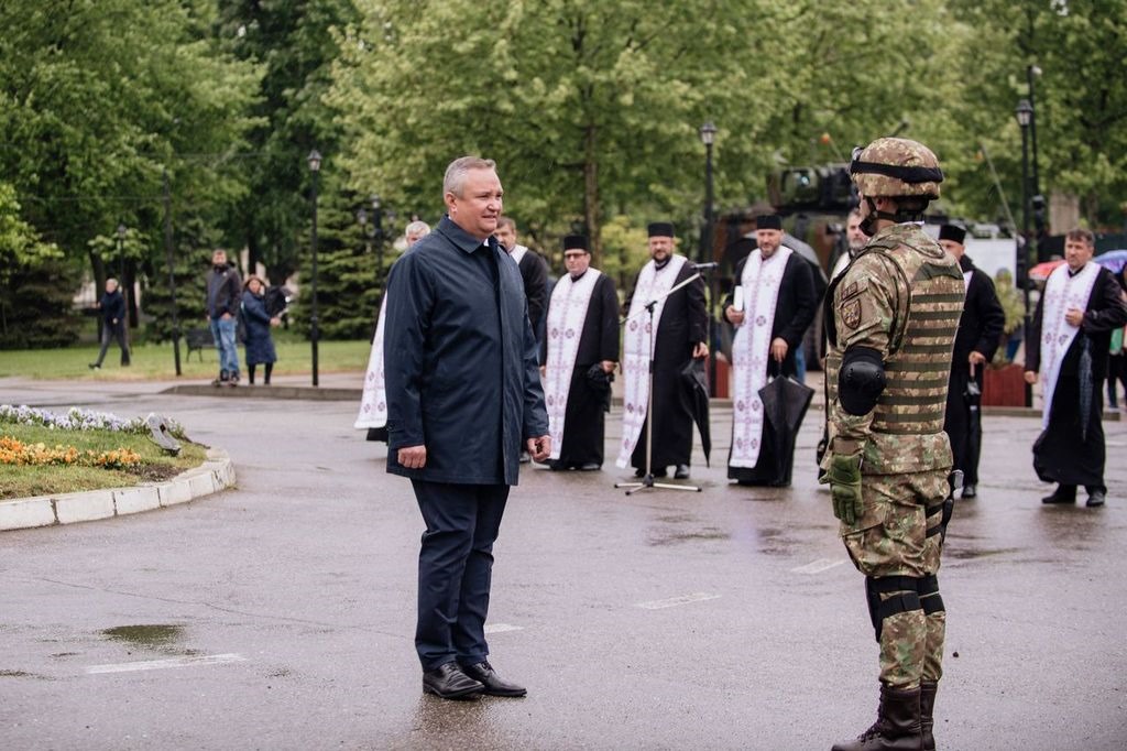 Un cititor zice: „Democrație” de tip Ciucă