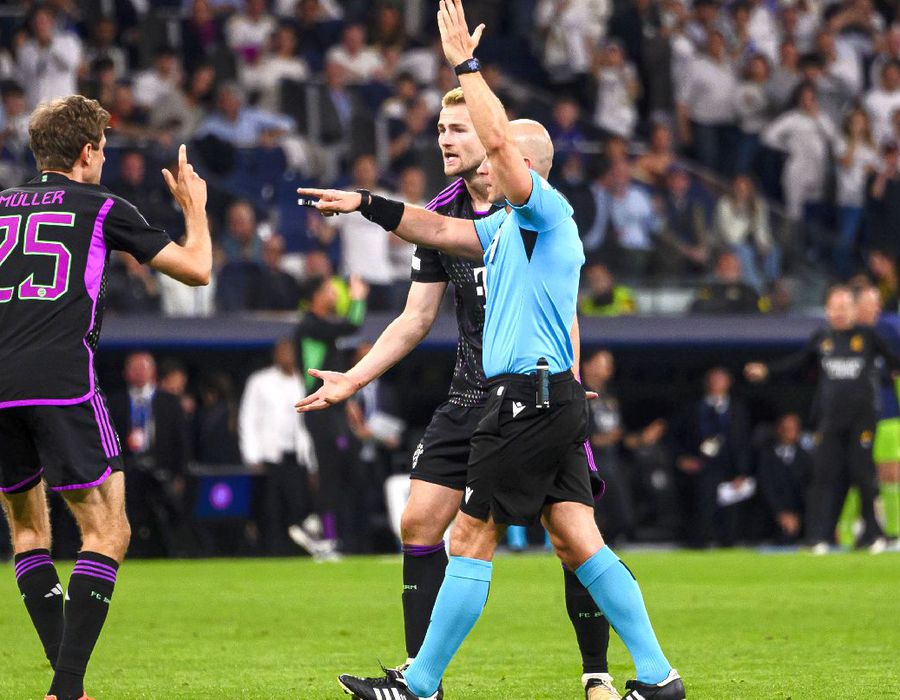 Uriașa dublă greșeală din finalul meciului de la Madrid