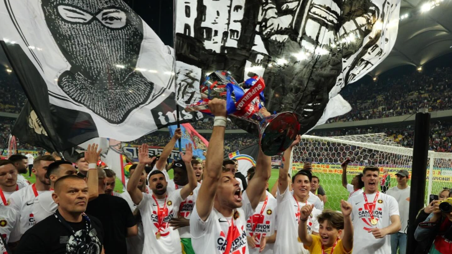 Compatrioții lui Charalambous au dat o mare lovitură FCSB