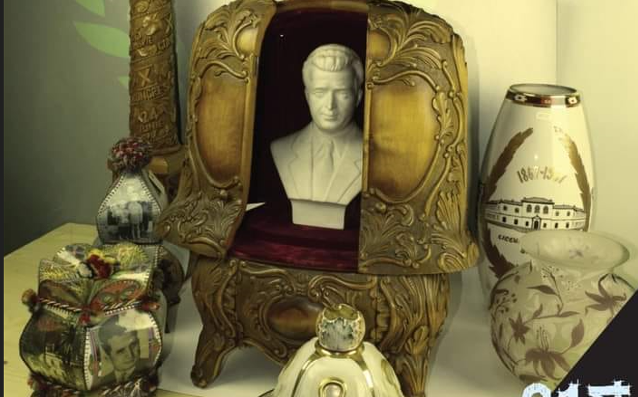 Cadouri primite de Ceaușescu, expuse la muzeu