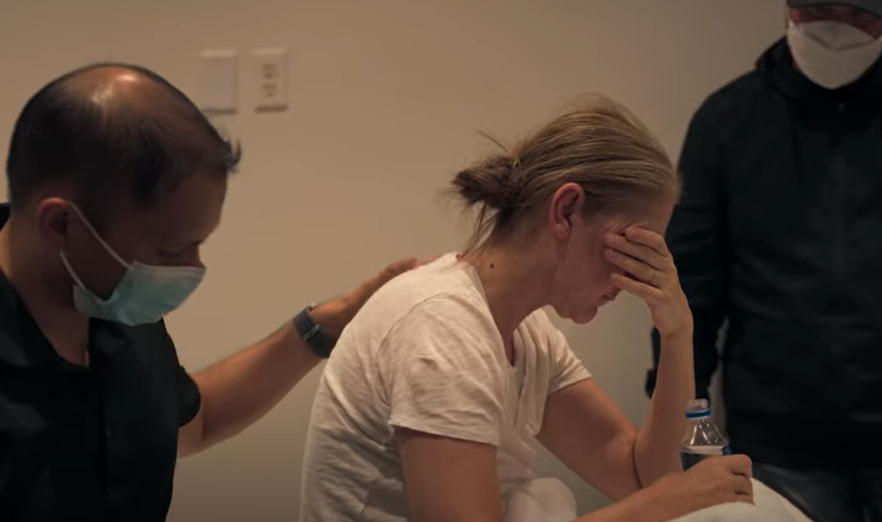 Celine Dion: „Dacă nu pot merge, mă târăsc”  (video)