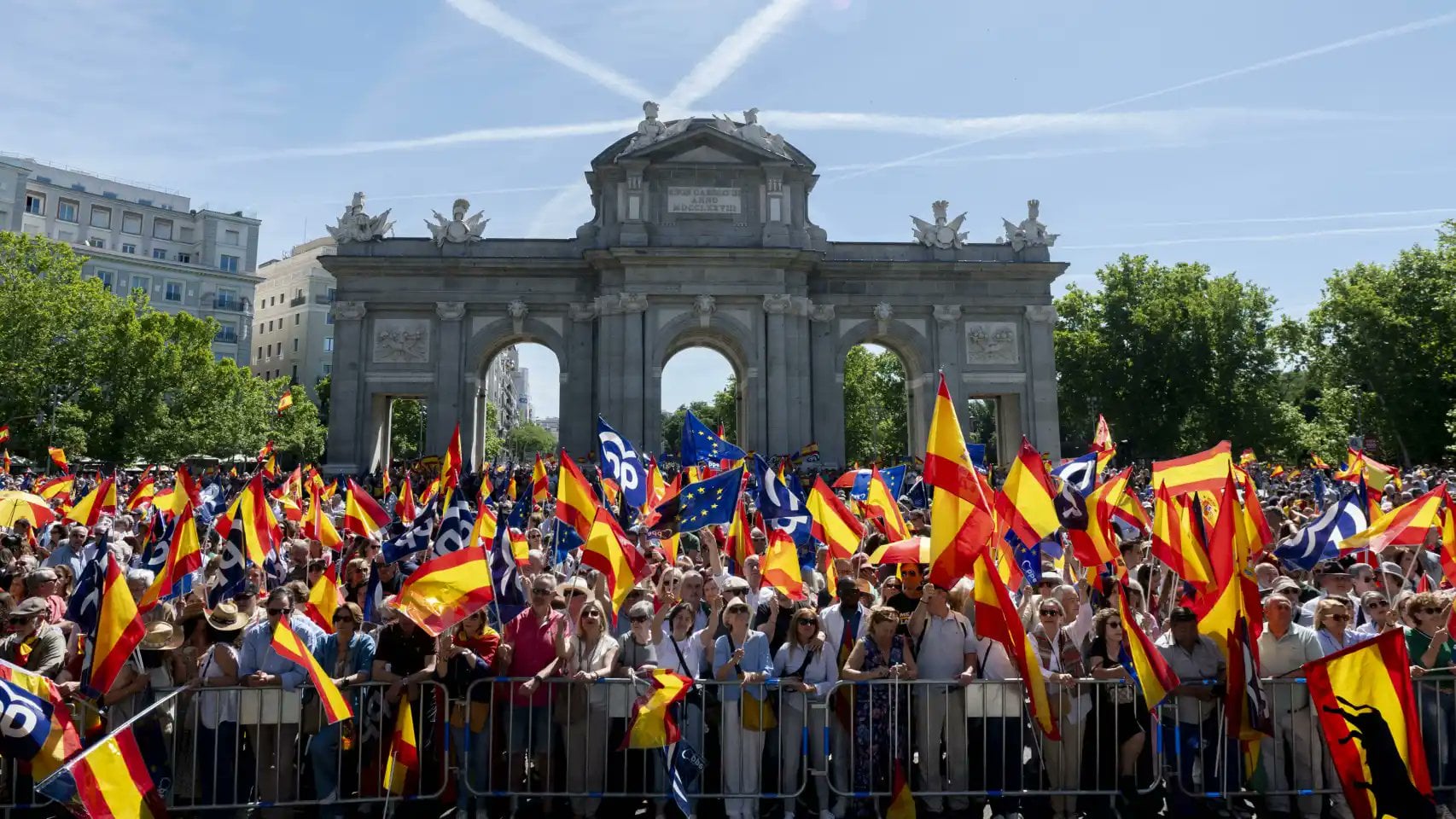 (VIDEO) Nervi la Madrid. „Spania nu e de vânzare!”
