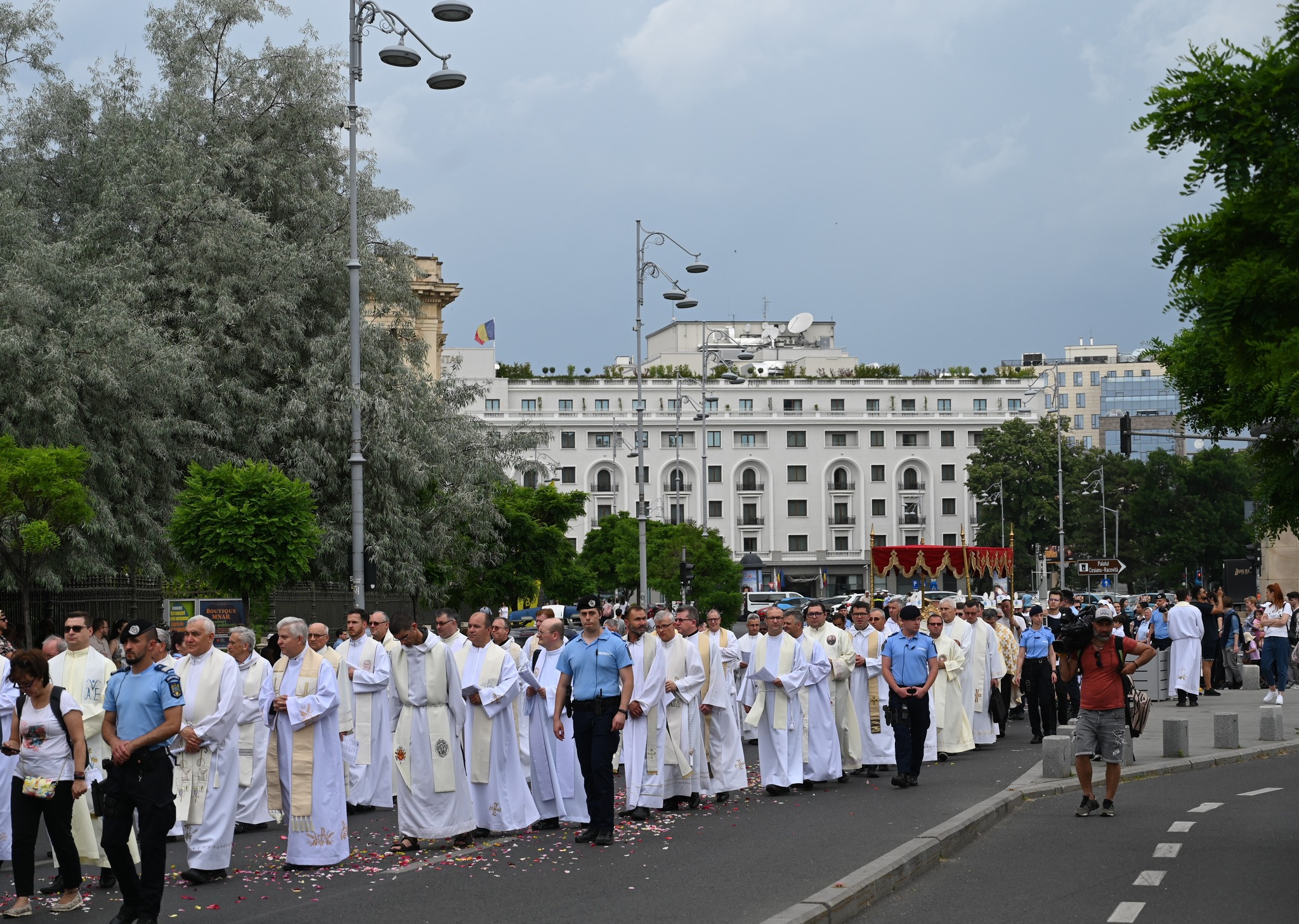 Procesiune pe străzile Capitalei