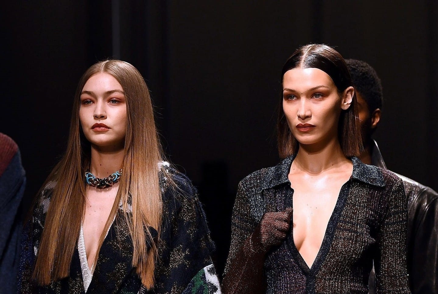 Bella şi Gigi Hadid donează 1 milion de dolari pentru palestinieni