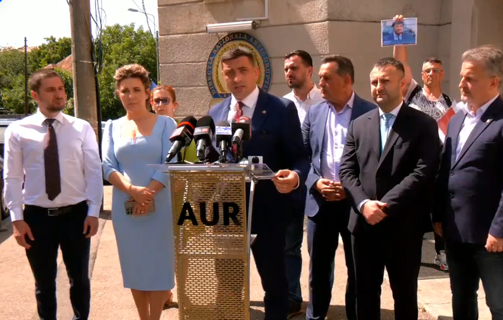 AUR cere retragerea lui Dîncu