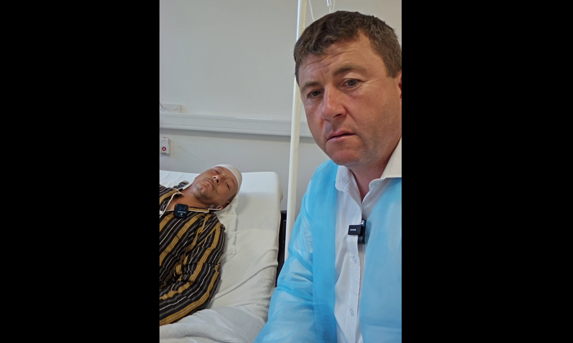 Internat în spital după ce a fost atacat de urs