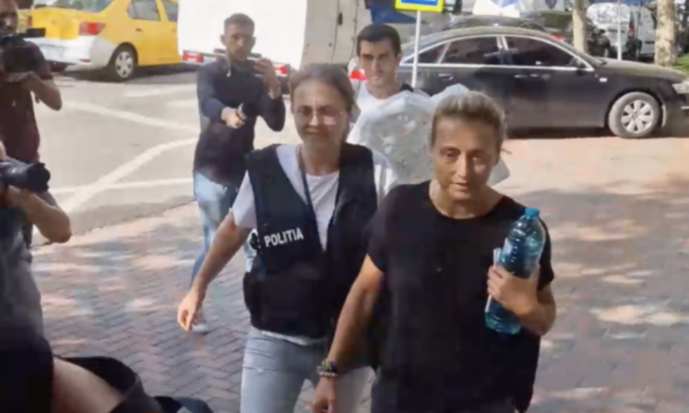 Mama lui Vlad Pascu scapă și de controlul judiciar