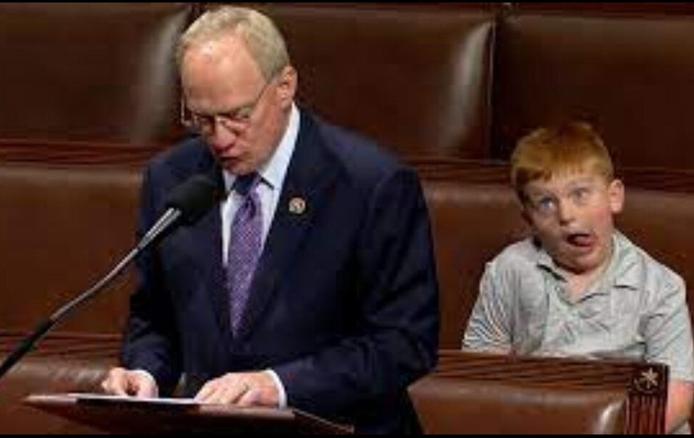 Spectacol în Congres. Nimeni nu a mai putut fi atent