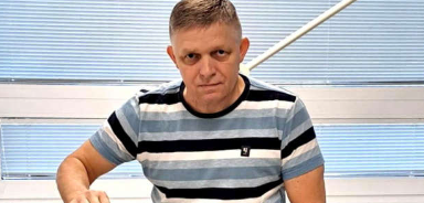 Fico, ”în picioare”. Acuză din nou Occidentul