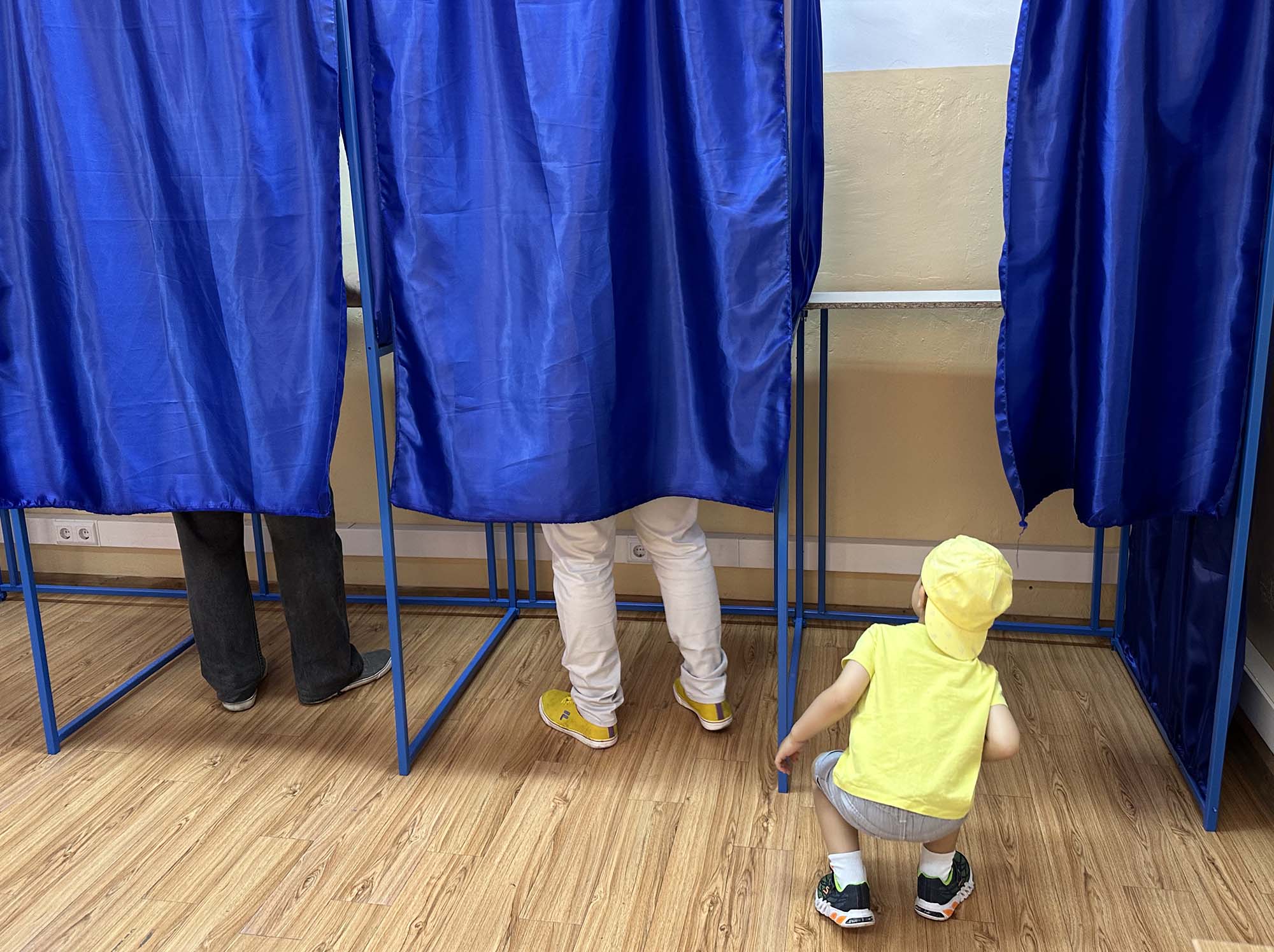 Curtea Constituțională îți dă, dar nu-ți bagă și-n traistă