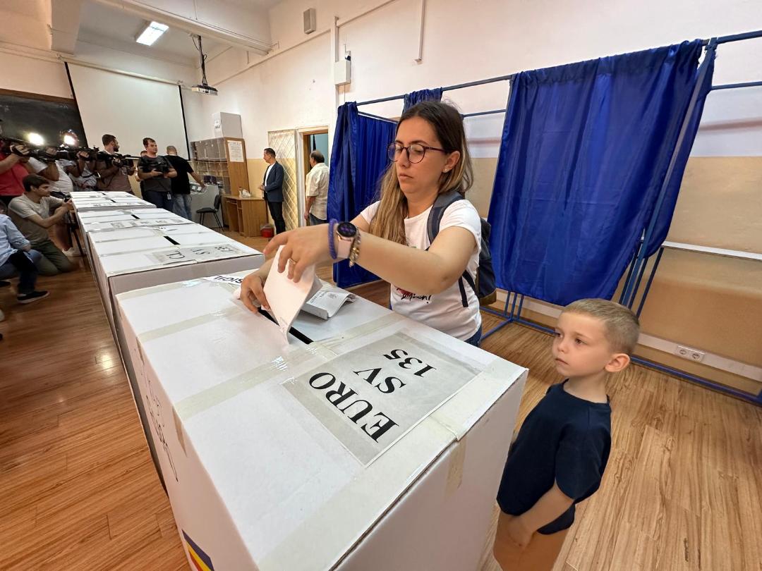 Cei 7 ani! Uite-a așa se bagă votul!