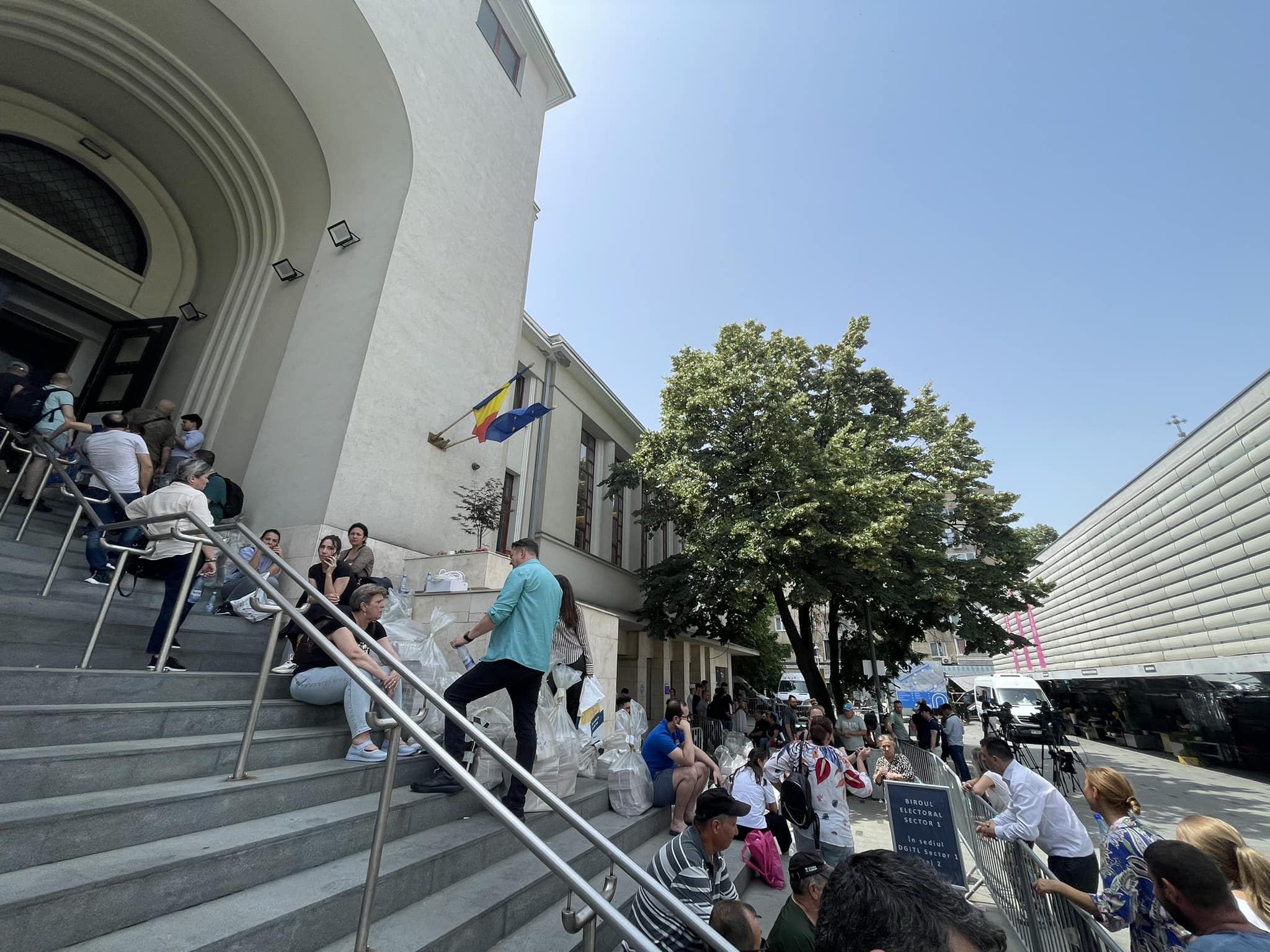 Haos la Sectorul 1: Centralizarea voturilor a fost suspendată