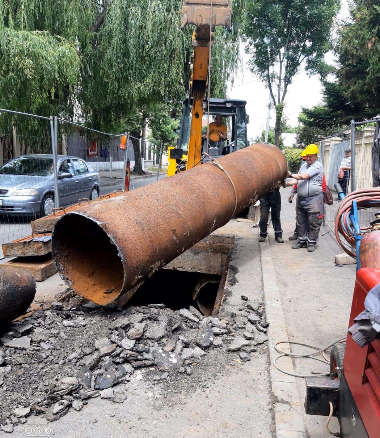 Reparații la conductele reţelei termice