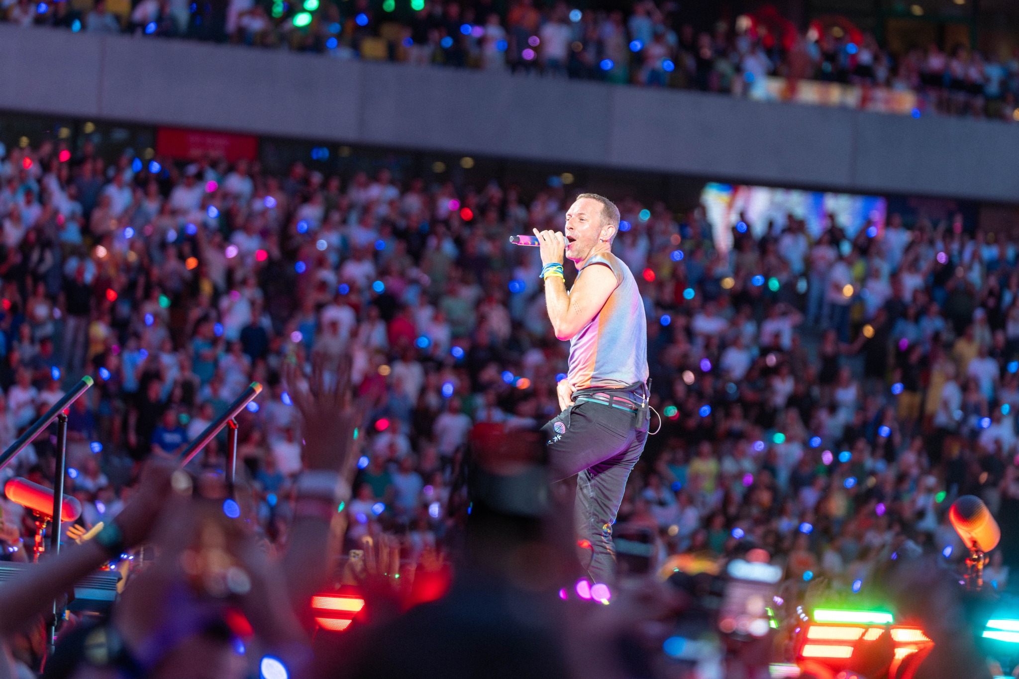 Solistul Coldplay, din nou pe Arena Națională: ”Huiduiți mai bine şi mai tare”