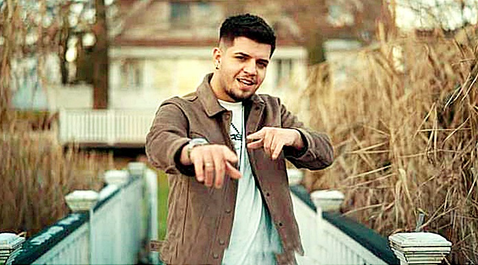 „Păi Naa”, cum s-au uitat totuşi milioane de oameni, pe Youtube, la aşa ceva??