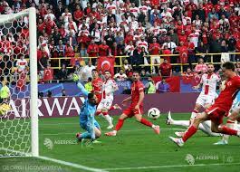 Victorie cu emoţii pentru Turcia