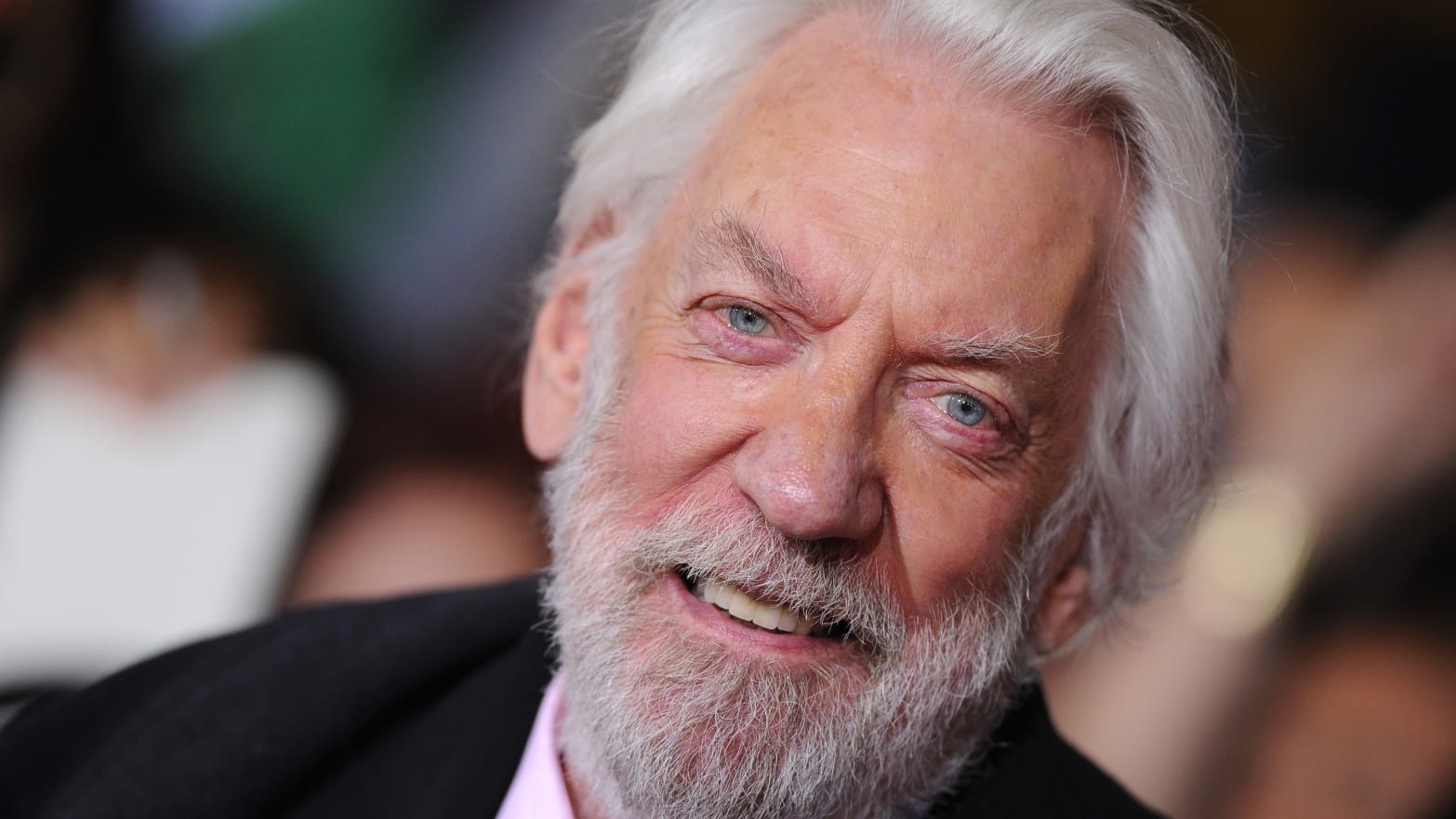 A  murit celebrul Donald Sutherland