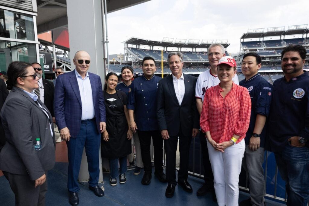 Geoană și ceilalți