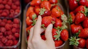 Acţiunea ”Cireaşa şi Căpşuna” scoate la lumină abateri grave