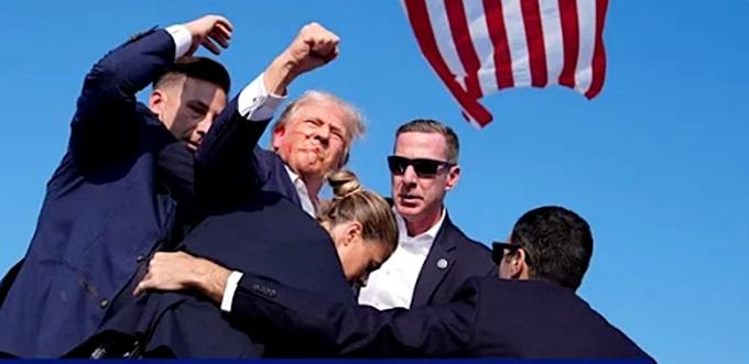 Donald Trump călare pe glonțul care îl va duce la Casa Albă