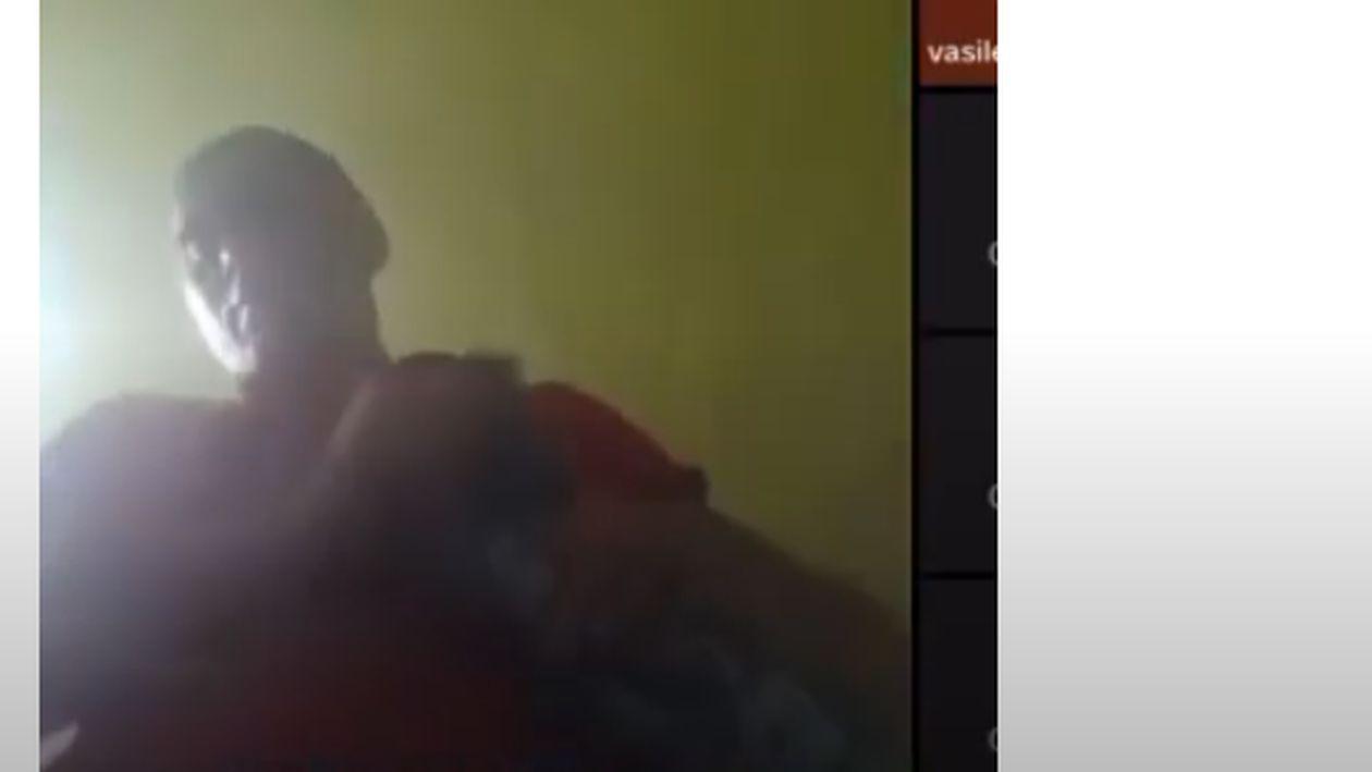 Femeie bătută în live pe TikTok